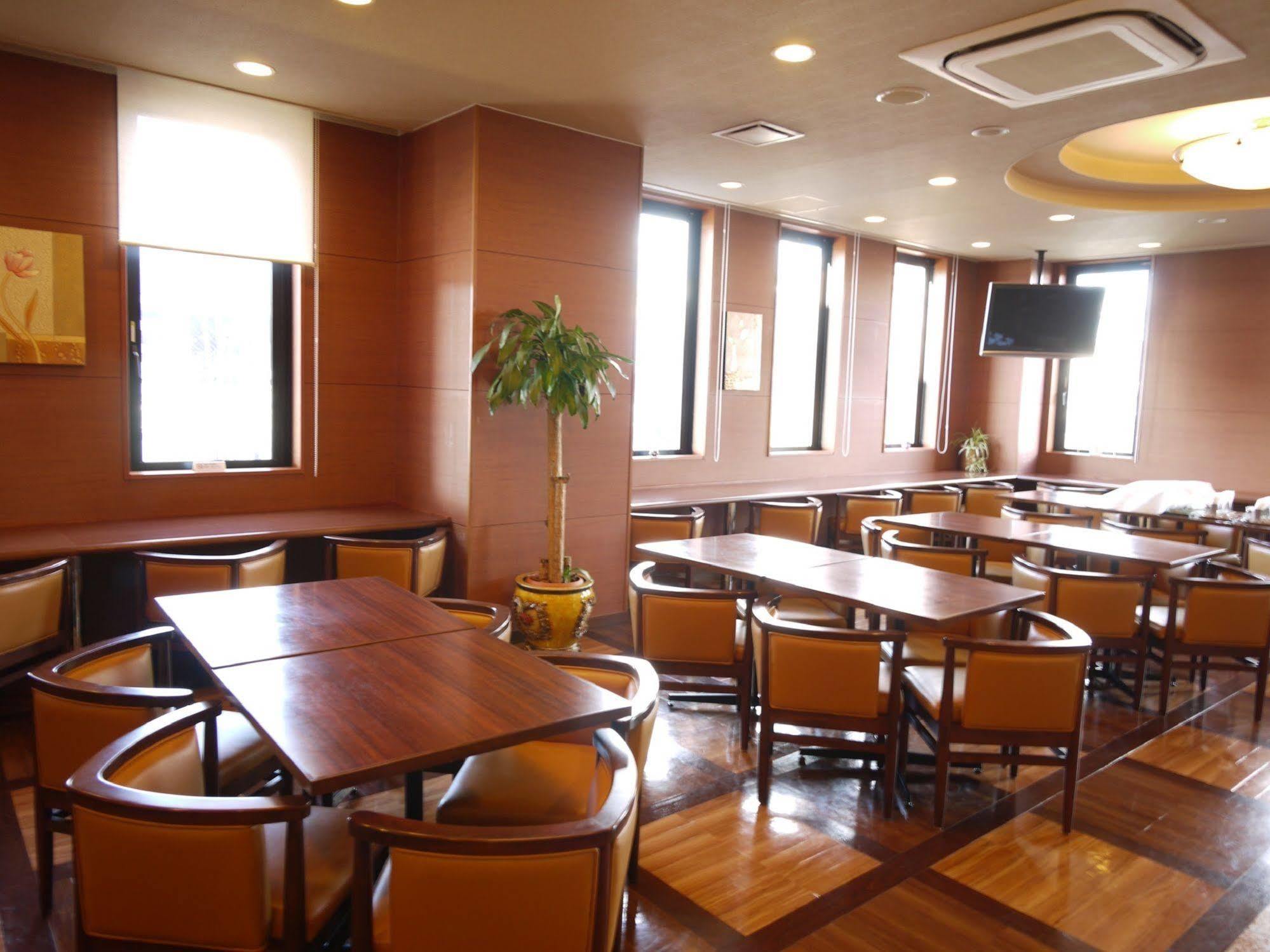Hotel Route-Inn Gotenba Eki-Minami Екстер'єр фото